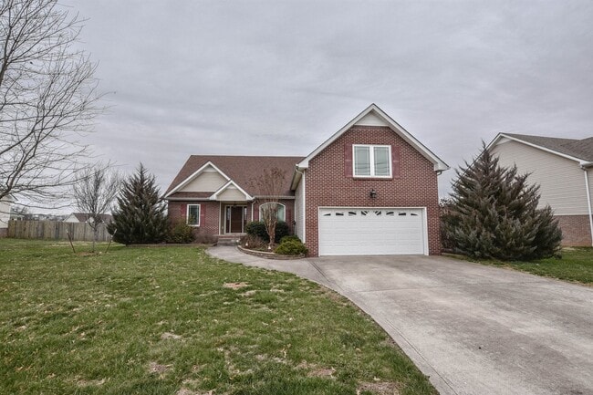 Building Photo - Pet Friendly Near i24!