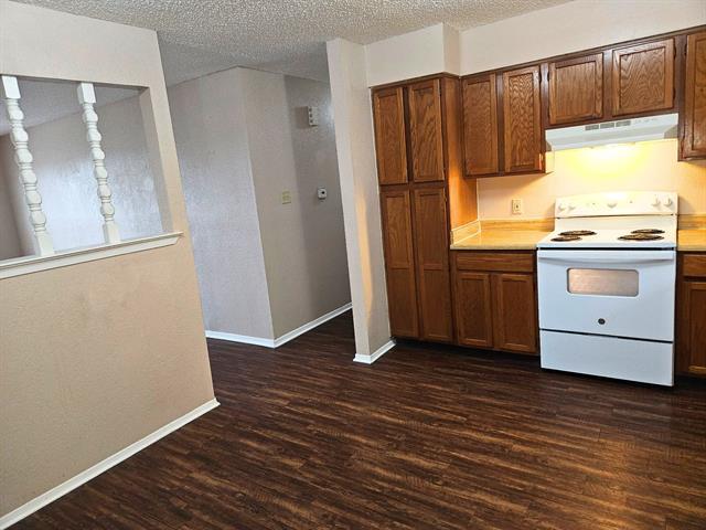 Photo - 6321 Richland Plaza Dr D