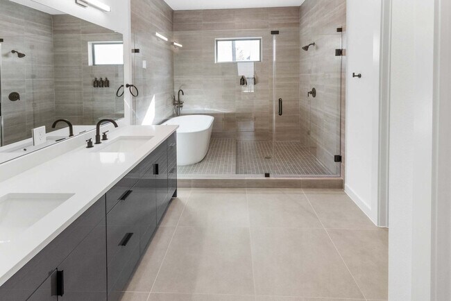 Photo - 6738 Peerless St Unidad ID1257736P