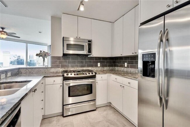 3338 Peachtree Rd NE Unit 2604