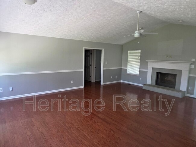 Photo - 5509 Springridge Ln