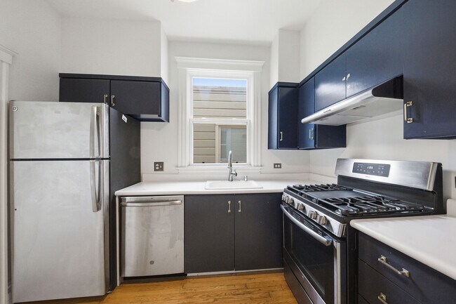 Photo - 2211 California St