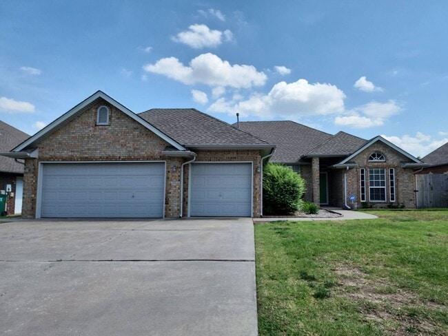 Building Photo - Moore Schools