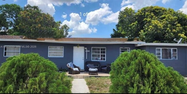 Building Photo - 17520 NW 40th Ave