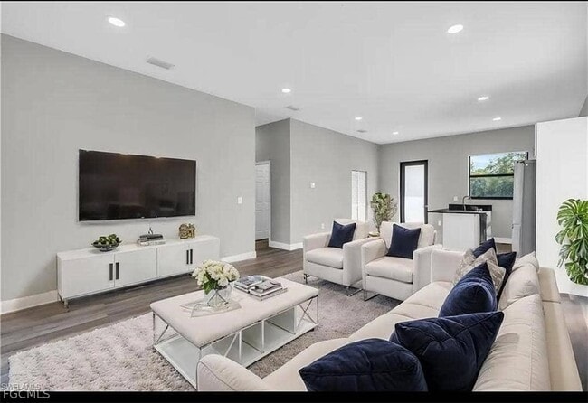 Photo - 6018 S Moss Cir