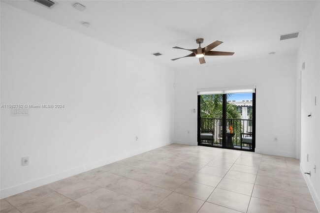 Photo - 4636 NW 84th Ave Unit 43