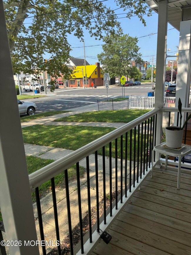 Photo - 711 3rd Ave