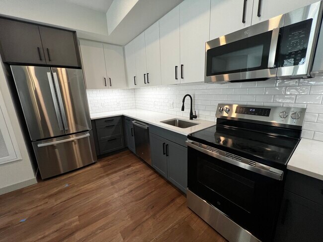 Photo - 20 Rugg Rd Unidad #B1