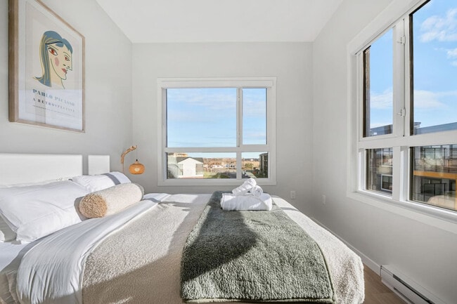 Photo - 220 Seton Grove SE Unit SI ID1314516P