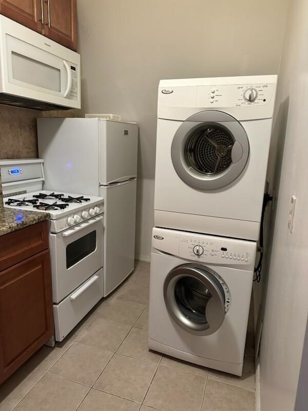Photo - 122 Jewett Ave Unidad 3