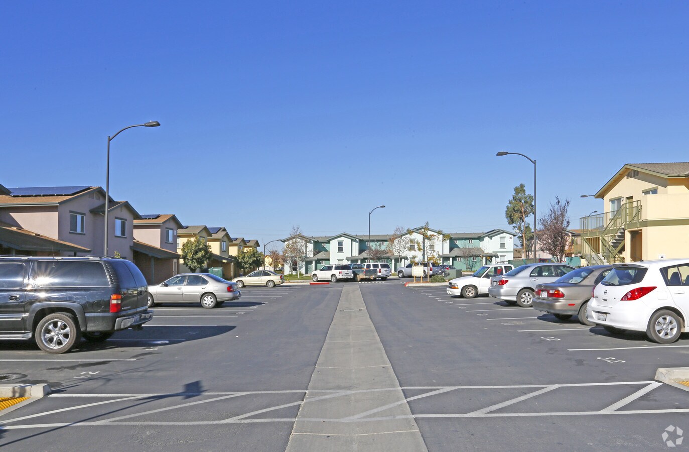 Photo - 425 Benito St