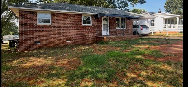 Photo - 401 Morris St