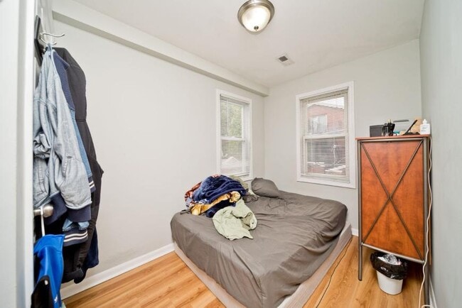 Photo - 3 bedroom in Chicago IL 60607 Unit 2R