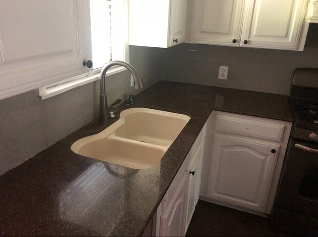 Photo - 8132 Hobbs Dr