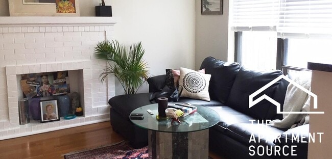 Photo - 724 W Roscoe St Unit 2N