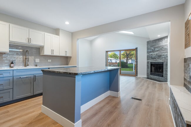 Photo - 2008 Kirchoff Rd