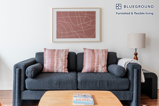 Photo - 388 E Evelyn Ave Unidad FL3-ID2087