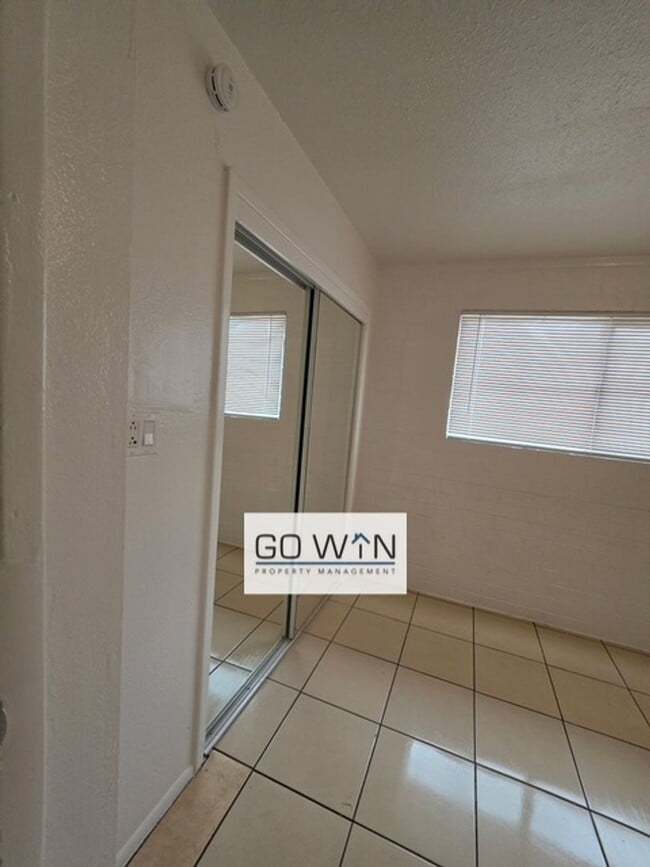 Photo - 9837 N 11th Ave Unit 3