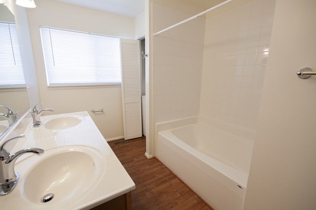 Caraway Bath with Vinyl Plank Flooring