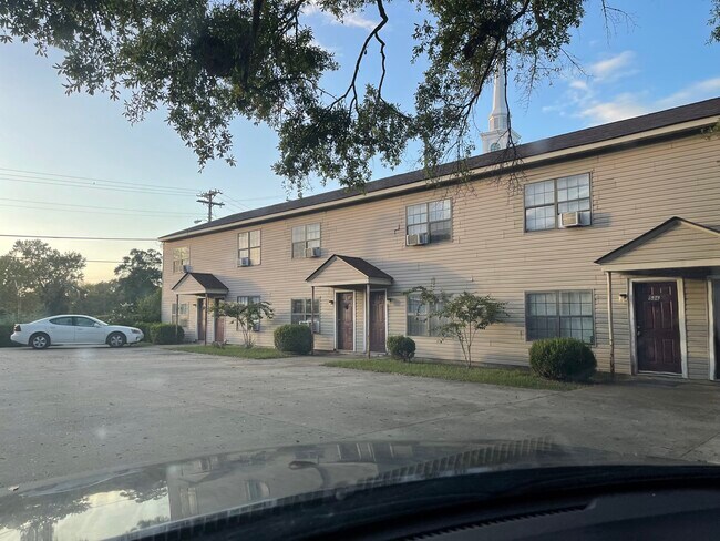 Photo - 532 S Brundidge St Casa Adosada