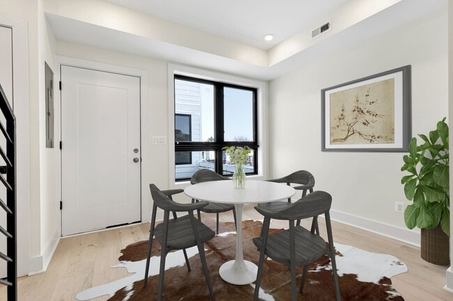 Photo - 1504 N Capitol St NW # 302 Unit 302