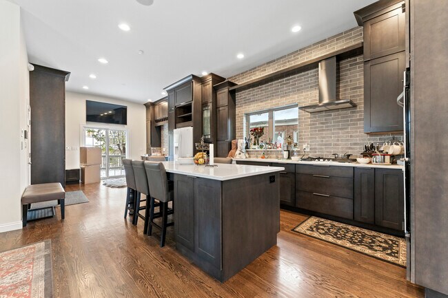 Photo - 3452 N Newcastle Ave