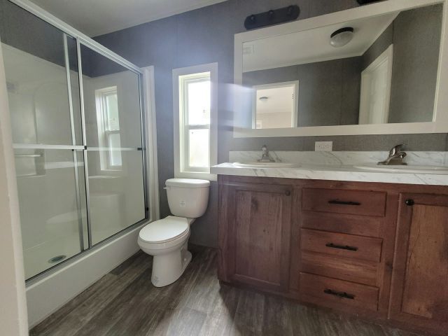 Photo - 1830 Daffodil Ave