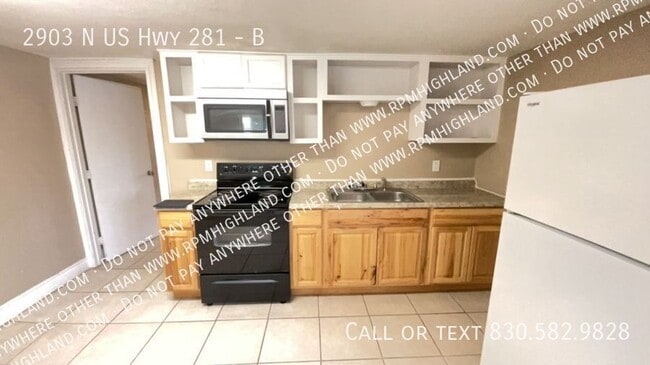 Photo - 2903 N U.S. Hwy 281 Unit B