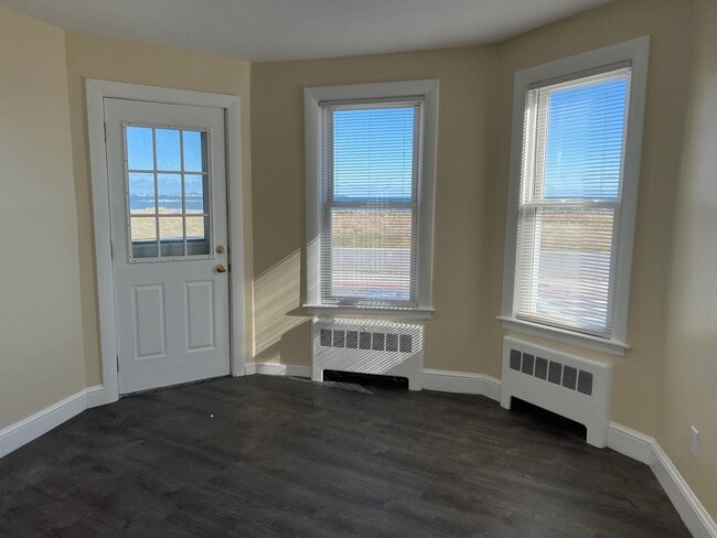 Photo - 92 Winthrop Shore Dr Unit 2