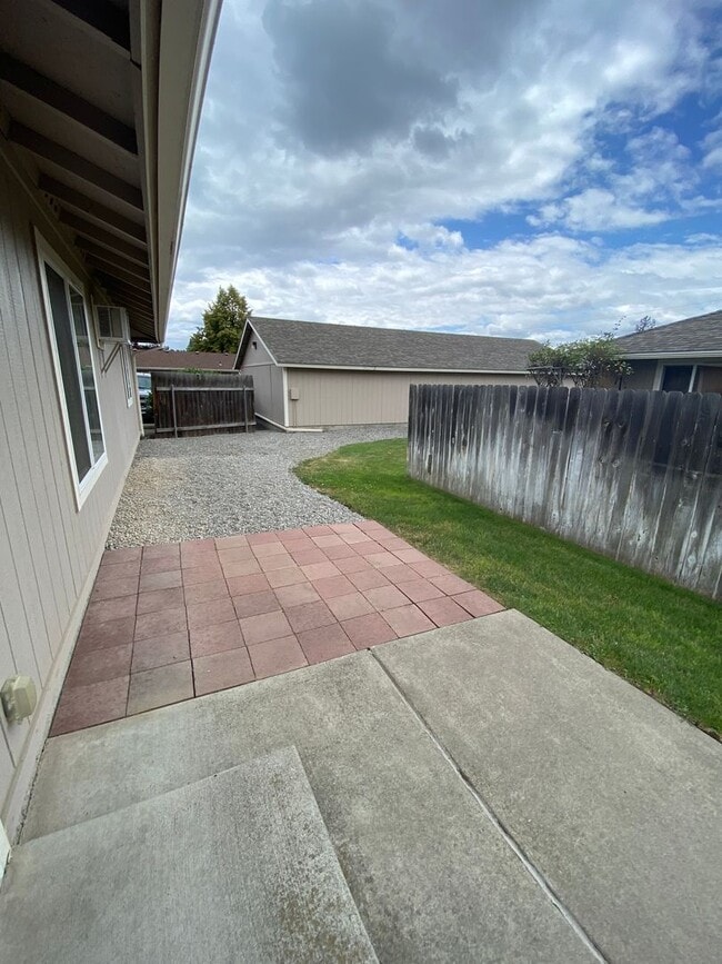 Photo - 3558 N 15th St