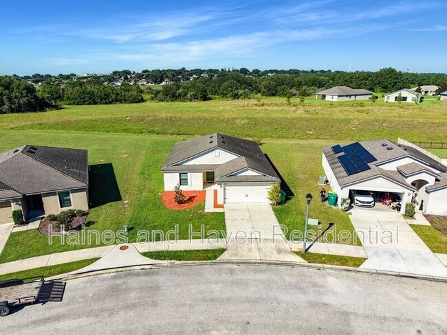 1503 Swan Lake Cir