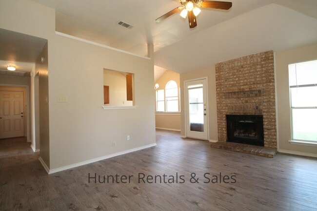 Photo - Rent Me!