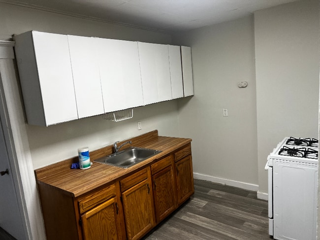 Photo - 19 E James St Unidad 1