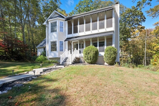 Photo - 121 W Wakefield Blvd
