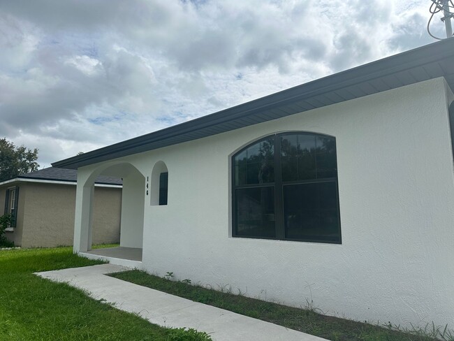 3 Bedroom 2 Bathroom in Winter Haven - 3 Bedroom 2 Bathroom in Winter Haven House