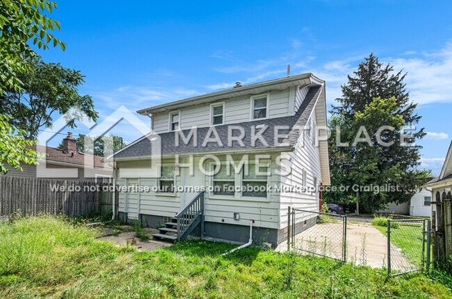 Photo - 11051 Dodge Ave