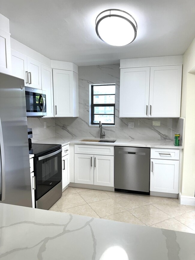 Photo - 9440 SW 8th St Unit 109