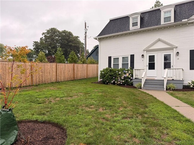 Photo - 412 Bellevue Ave