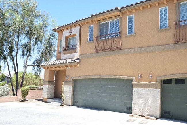 Photo - HENDERSON UPGRADED 4 BEDROOM HOME