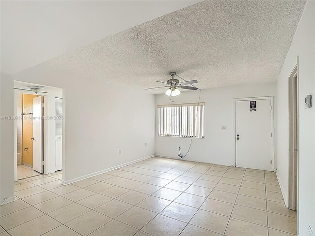 Photo - 8420 SW 133rd Avenue Rd Unit 412