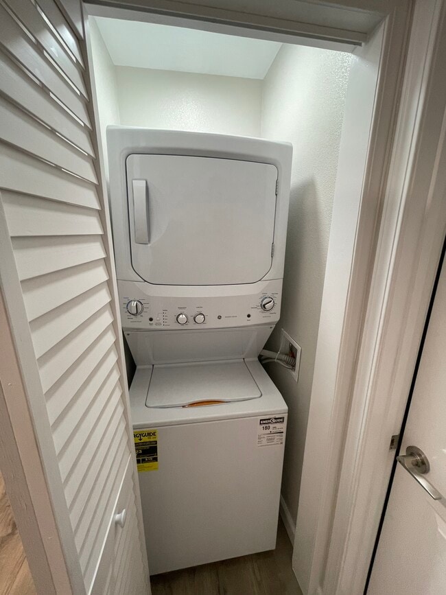 Laundry inside the unit - 1010 Cypress Ave Unit 1010