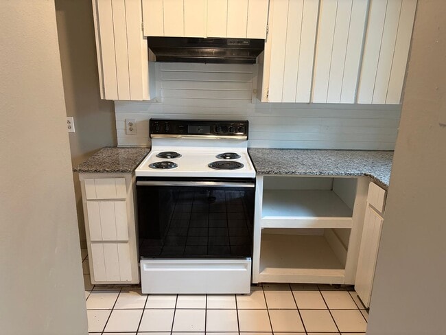 Photo - 1303/1305 MULBERRY ST. Unit 1305 MULBERRY ST.
