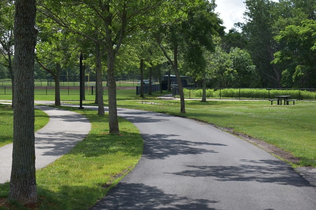 Photo - Briston Arms Apartments