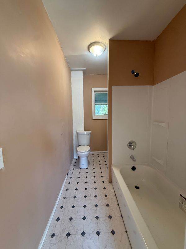 170 King St Unit 2