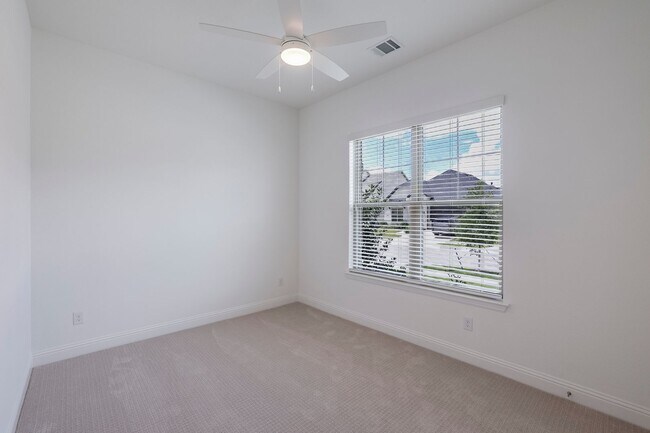 Photo - 4 Bedroom 2 Bath in Parks of Aledo- New Home