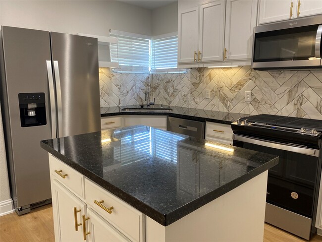 Photo - 4901 Winnetka St