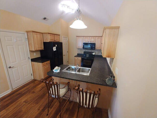 Kitchen - 555 Goldon Trophy Trl Unit Magnolia Run