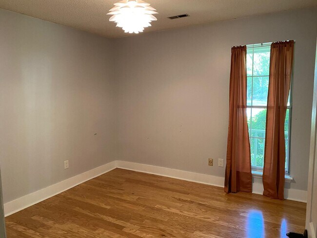 Bedroom 2 - 13615 Wildiris Ct