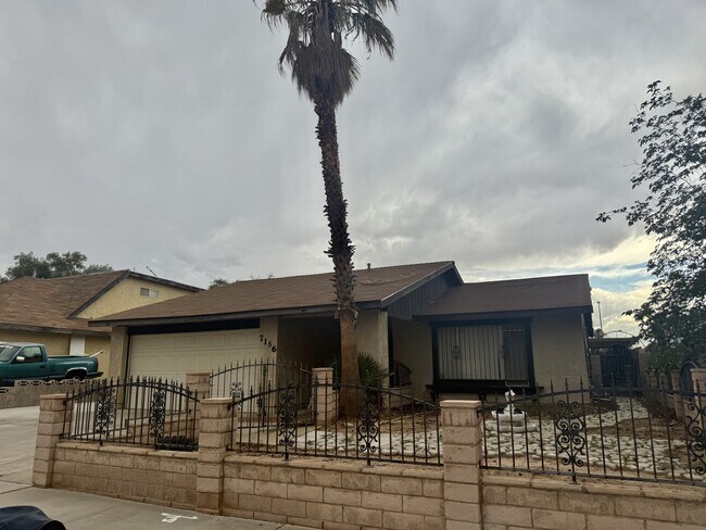 Photo - 7156 Southpark Ct House