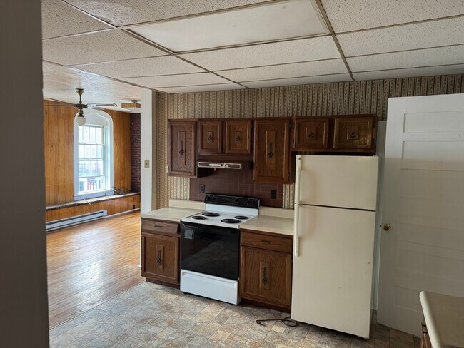 Photo - 501 Main St Unit 1